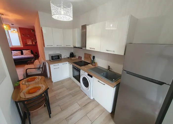 Cosy Idealement Situe Parking Prive Apartmán