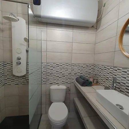 Cosy Idéalement Situé Parking Privé *