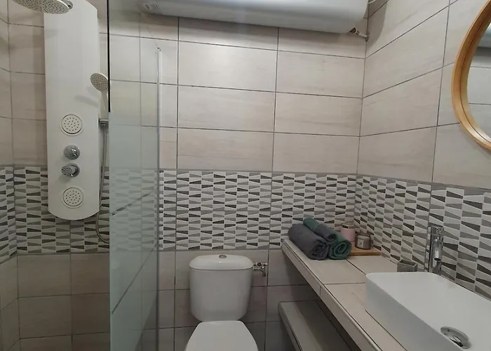 Cosy Idéalement Situé Parking Privé *